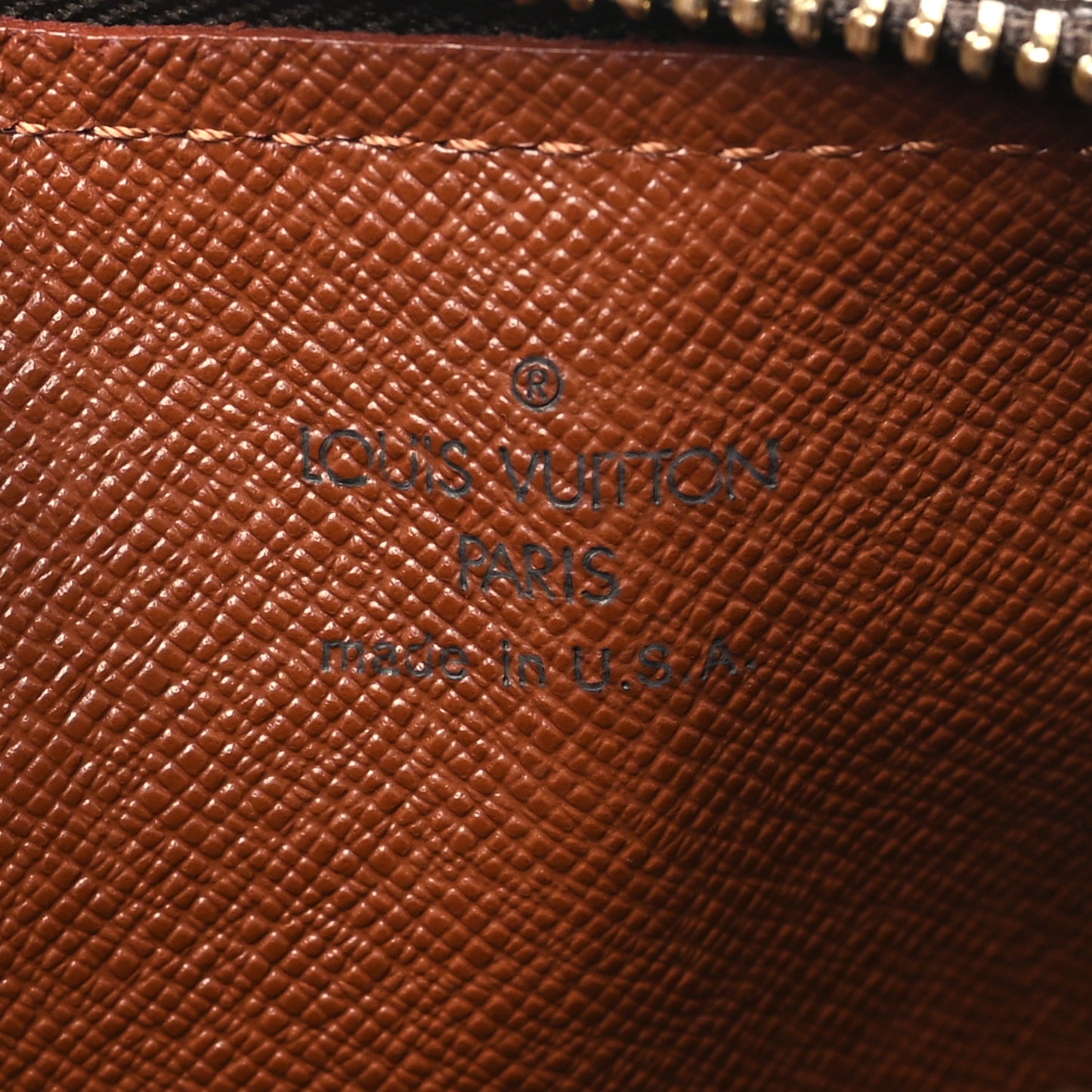 Monogram Papillon 26