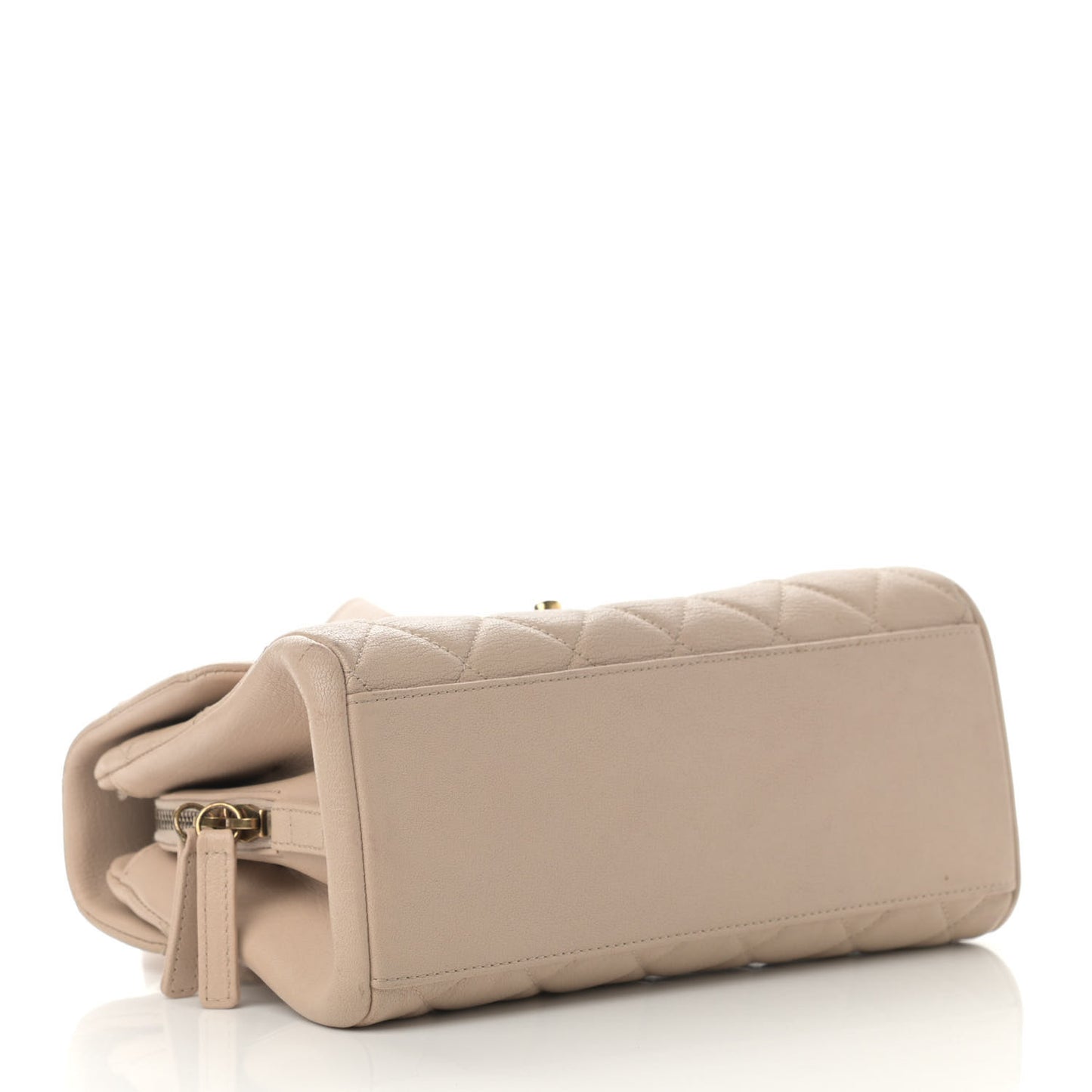 Shiny Sheepskin Quilted Small Trapezio Flap Beige