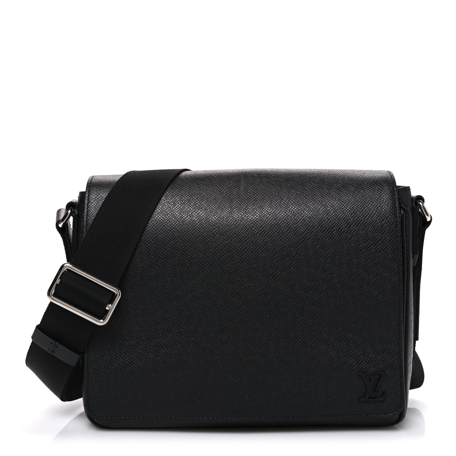Louis Vuitton Taiga District PM Black 1 of 9