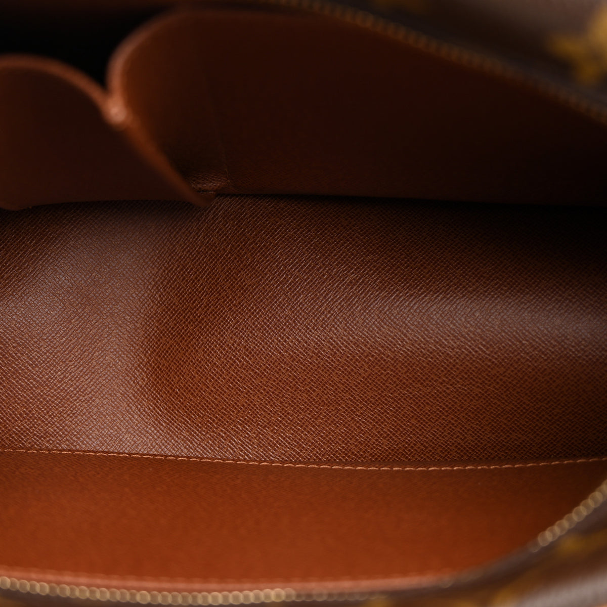 Louis Vuitton Monogram Cite MM 5 of 9