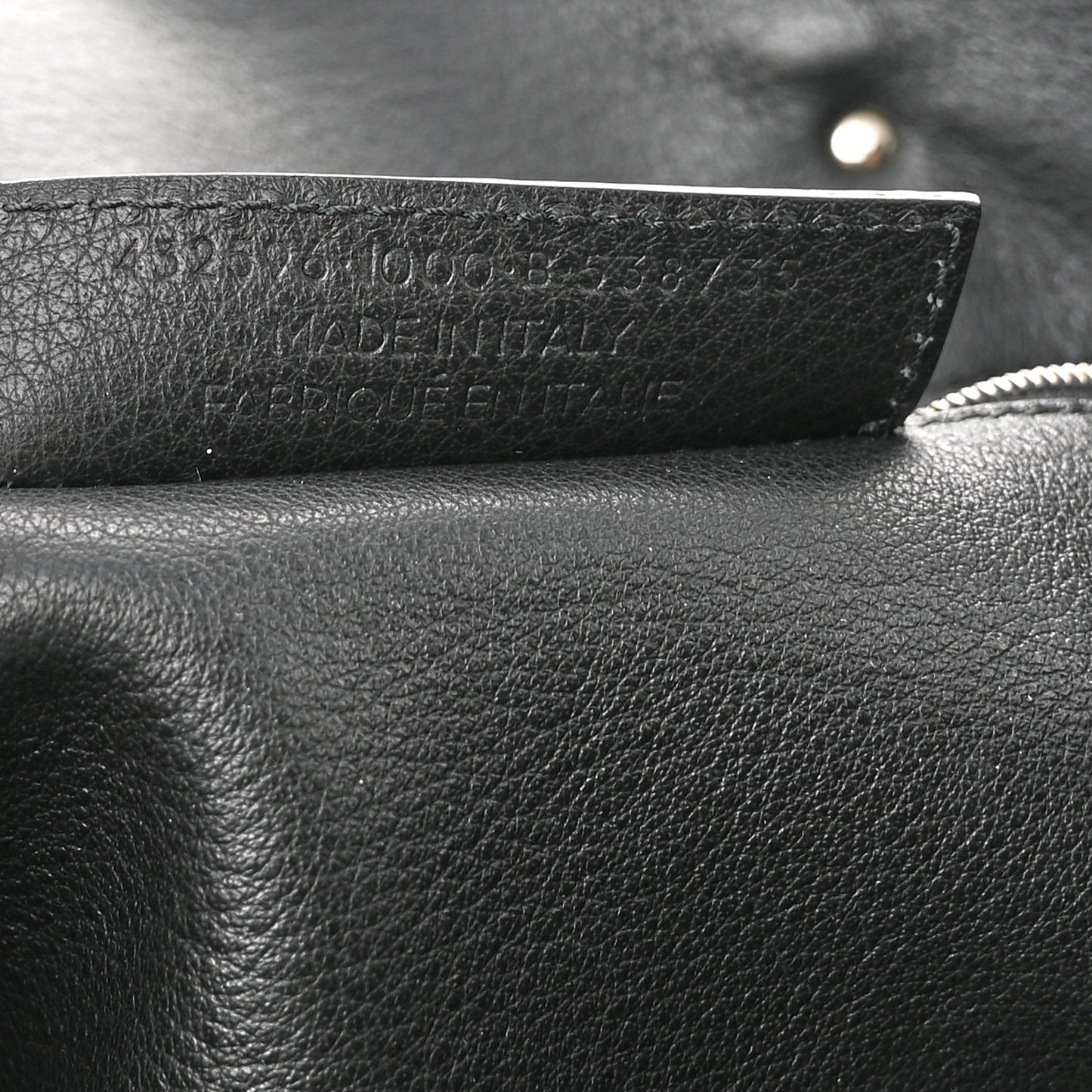 Veau Papier B4 Zip Around Tote Black