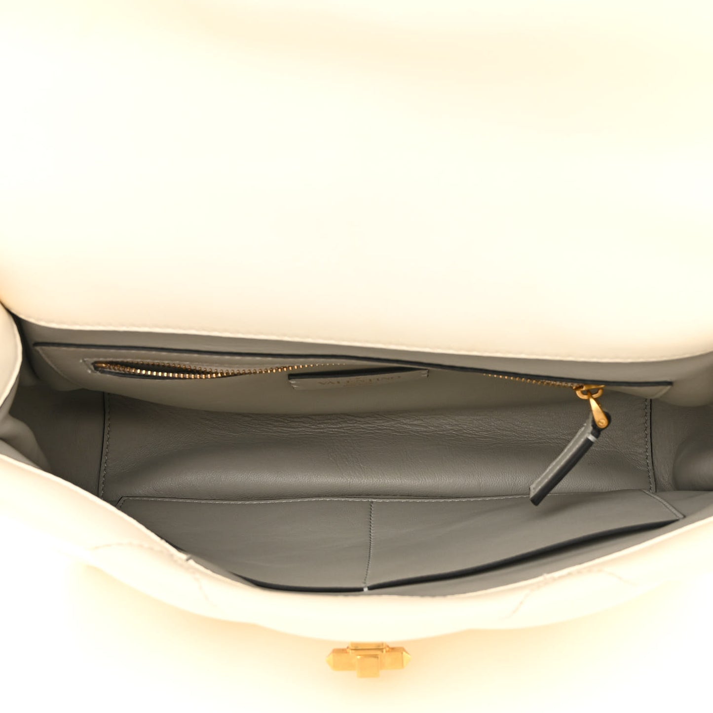 Nappa Large Roman Stud Shoulder Bag Ivory