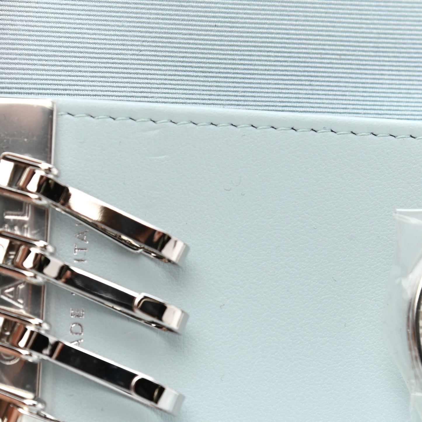 Caviar Quilted Classic 4 Key Holder Wallet Light Blue