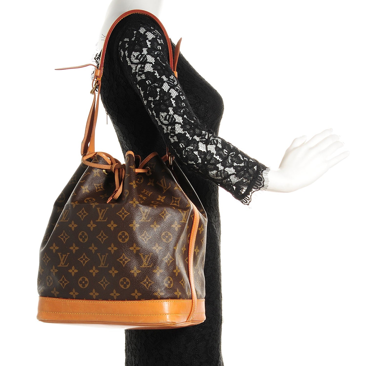 Louis Vuitton Monogram Noe 2 of 8