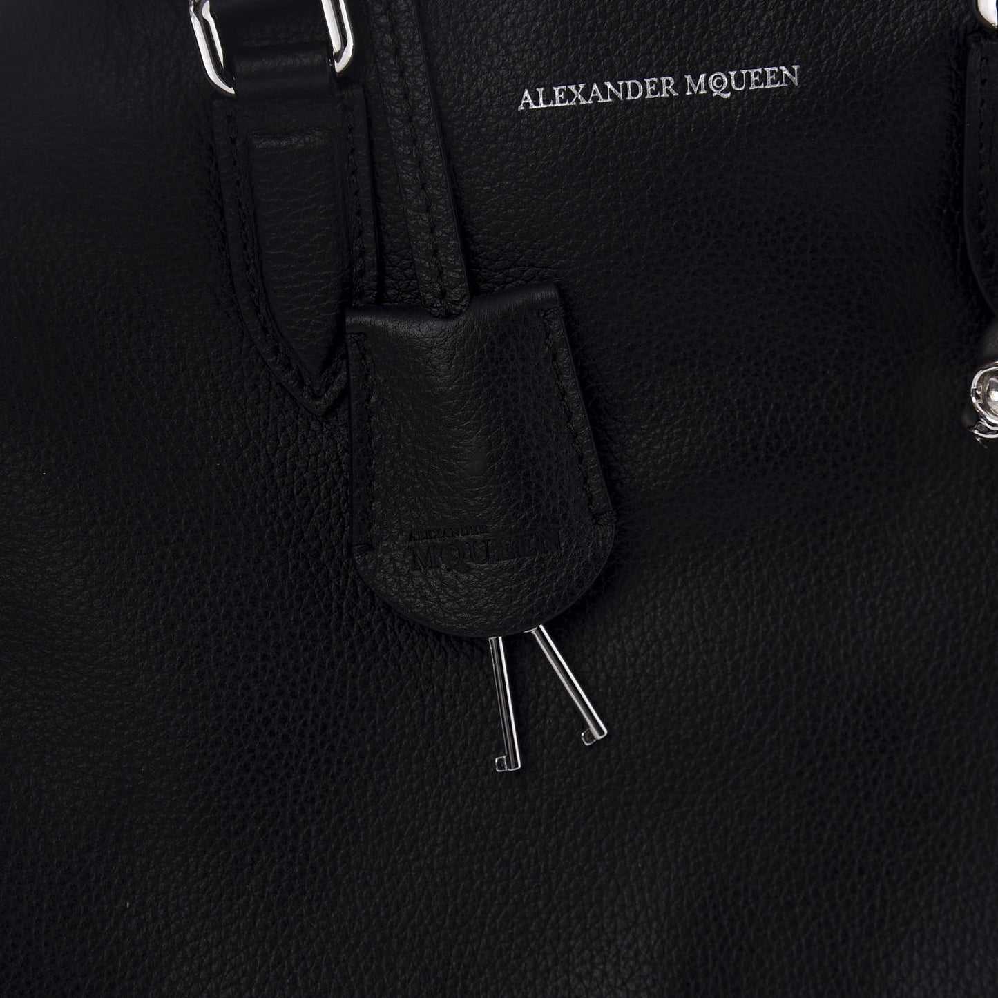 Pebbled Calfskin Small Skull Padlock Zip Around Tote Black