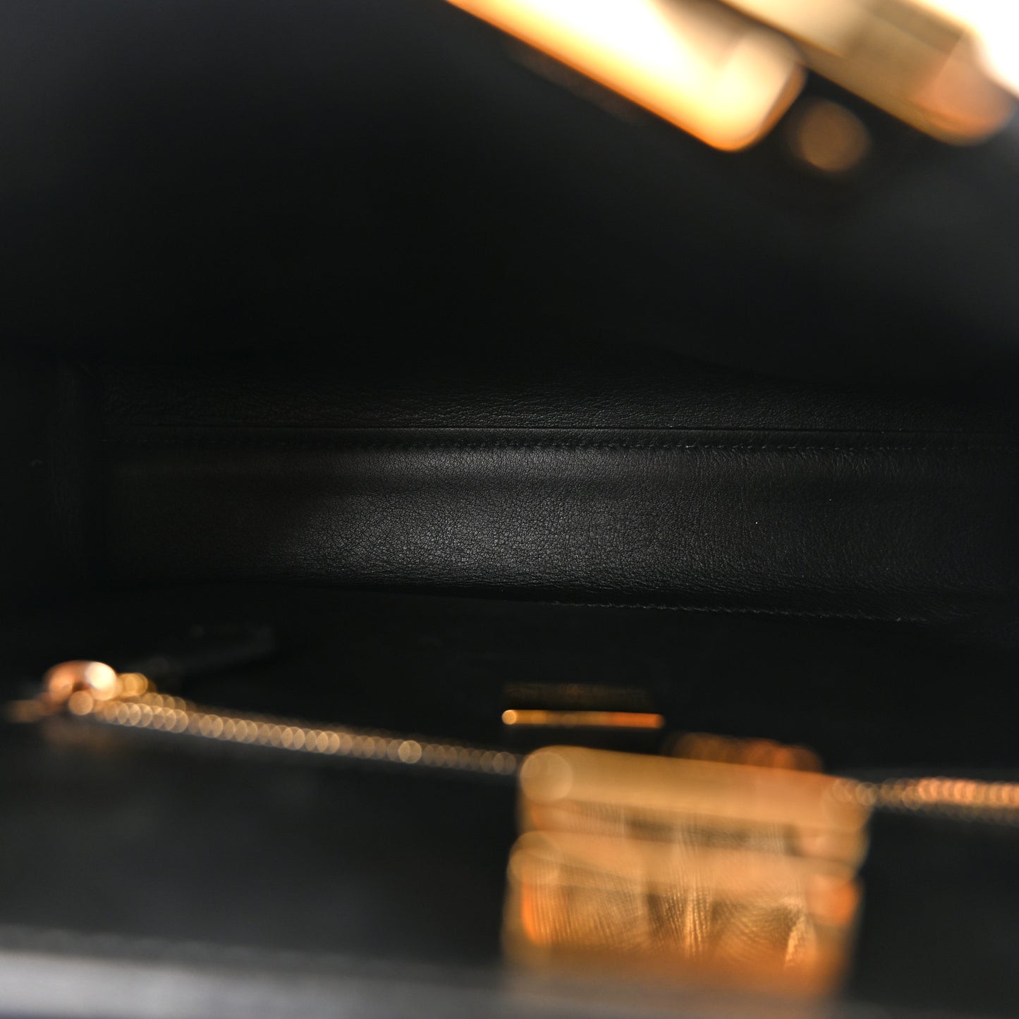 Vitello Tahiti Burro Medium Peekaboo Iconic Essentially Satchel Tortora Black