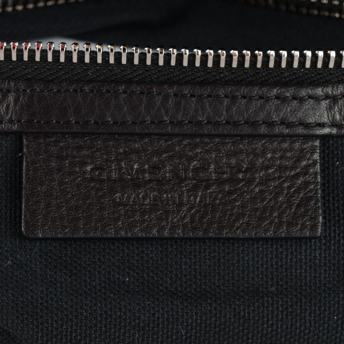 Waxed Calfskin Small Nightingale Black