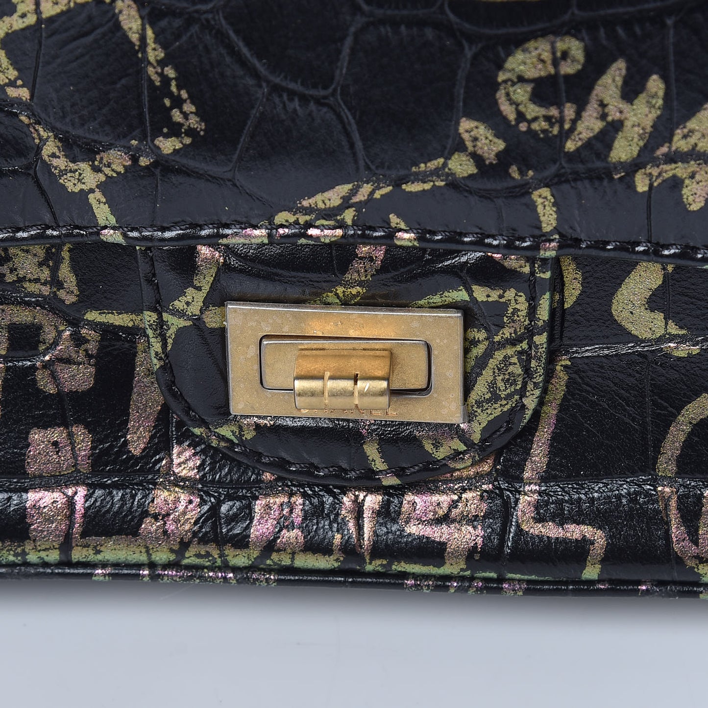 Calfskin Crocodile Embossed Graffiti 2.55 Mini Cocodile Reissue Flap Black Gold