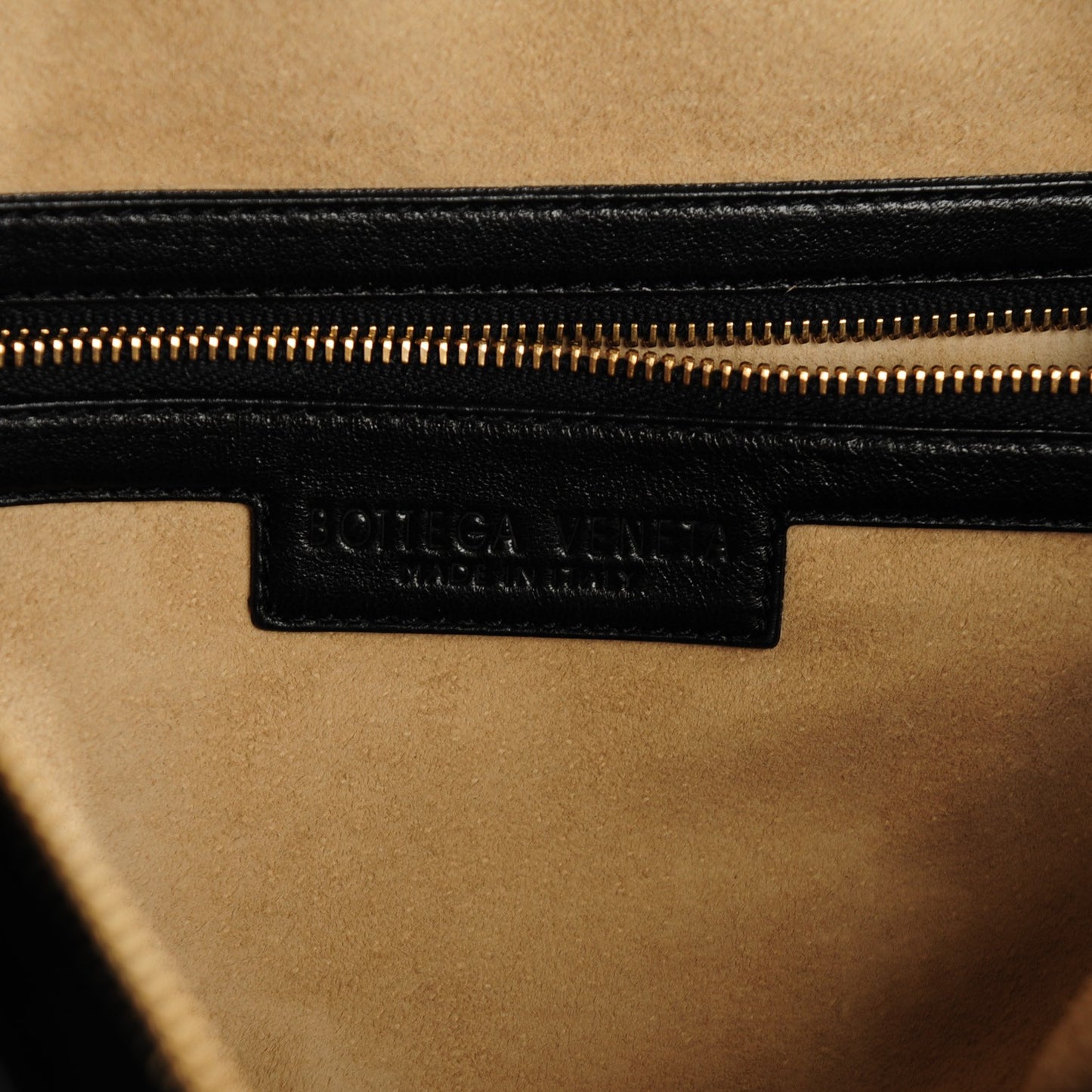 Vintage Nappa Intrecciato Shoulder Bag Nero Black