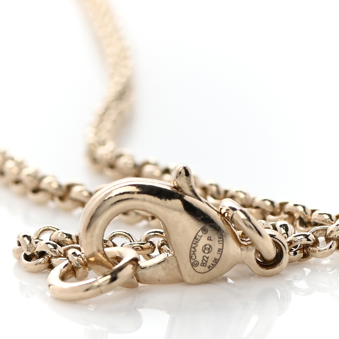 CC Heart Chain Pendant Necklace Gold