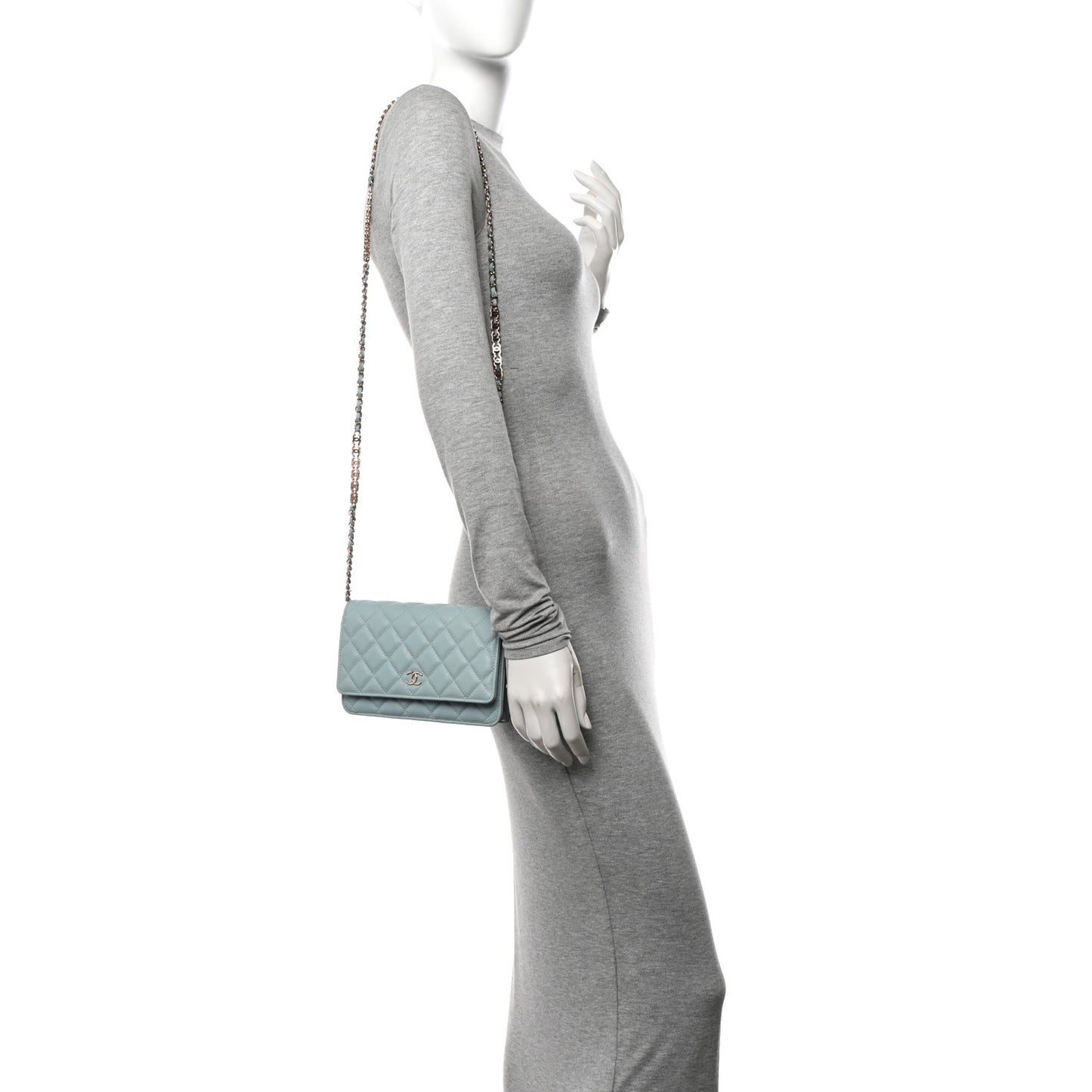 Caviar Quilted Tiny CC Wallet On Chain WOC Light Blue