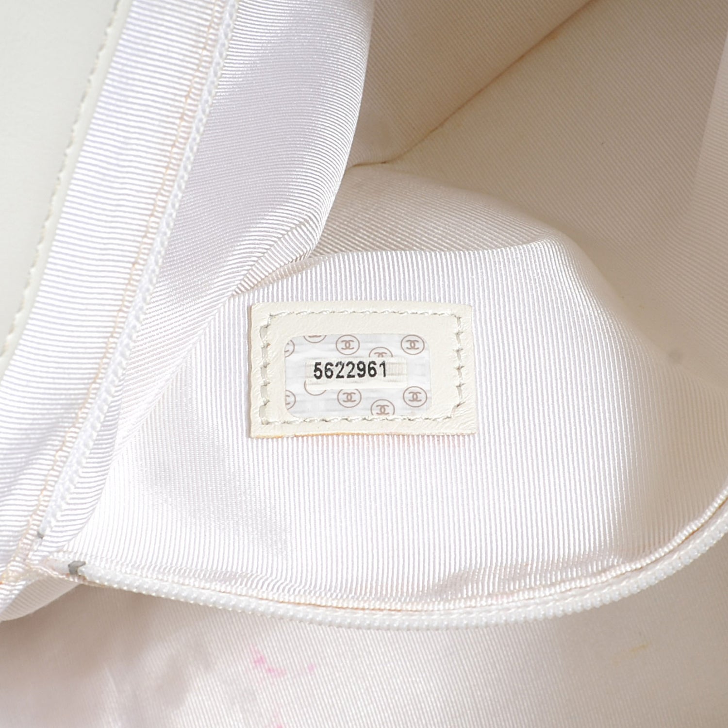 Chanel Lambskin Chain CC Tote White 10 of 10