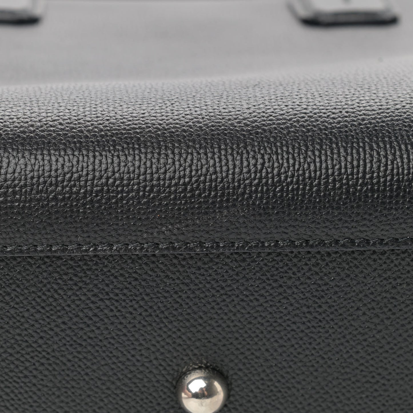 Grainy Calfskin Vintage Check Medium Banner Tote Black