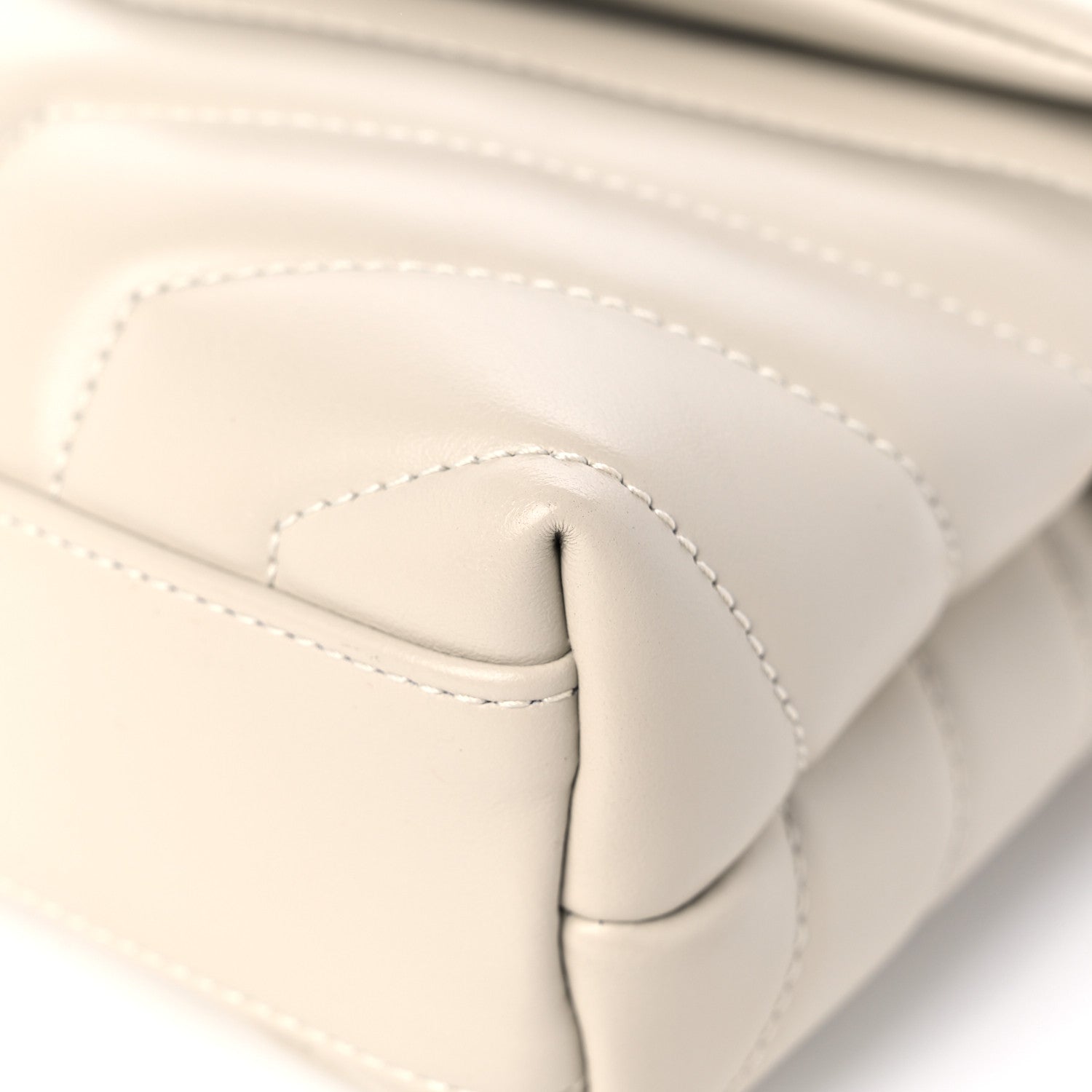Saint Laurent Calfskin Y Quilted Monogram Toy Loulou Crossbody Bag Crema Soft 10 of 13