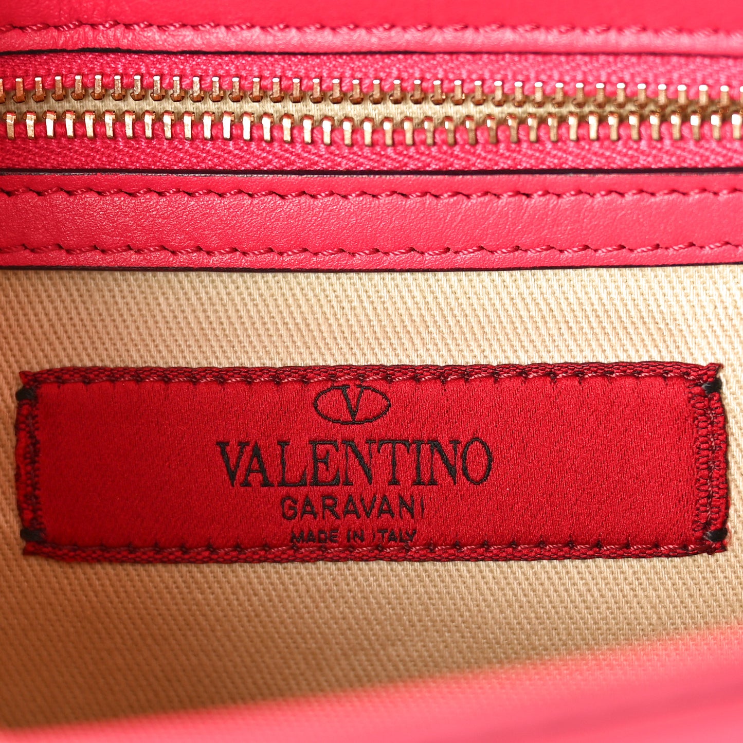 Vitello Small Glam Lock Rockstud Flap Deep Fuxia