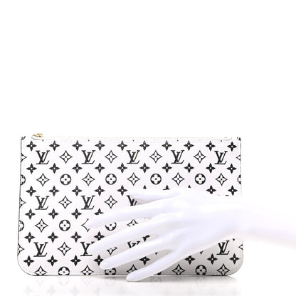 Louis Vuitton Monogram Giant Neverfull MM GM Pochette White 2 of 6