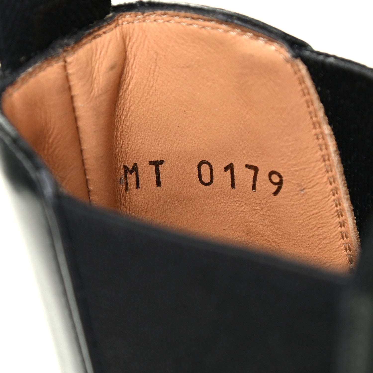 Louis Vuitton Hand Waxed Calfskin Mens LV Vendome Chelsea Boots 8.5 Black 9 of 10