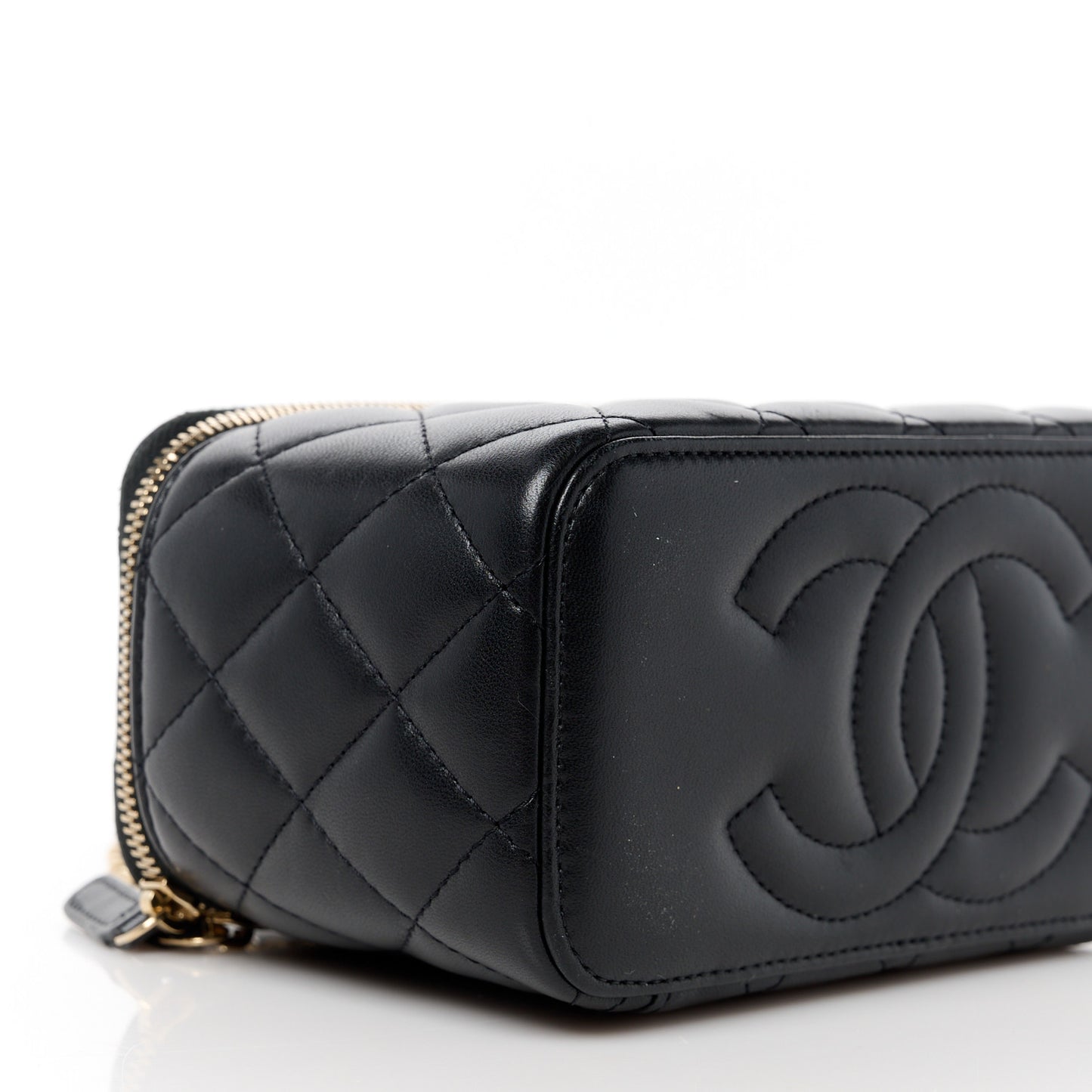Lambskin Quilted Small Top Handle Vanity Case With Chain Black