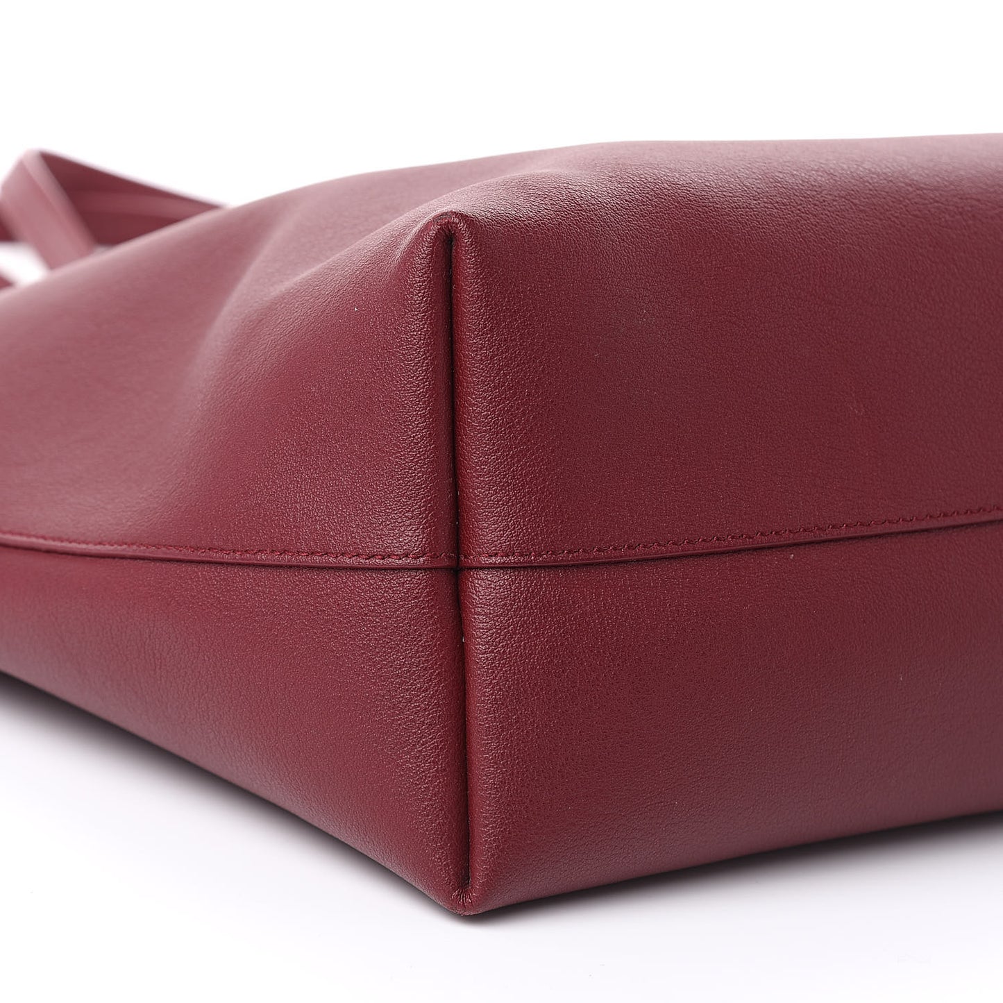 Calfskin Large Shopping Tote Carmin