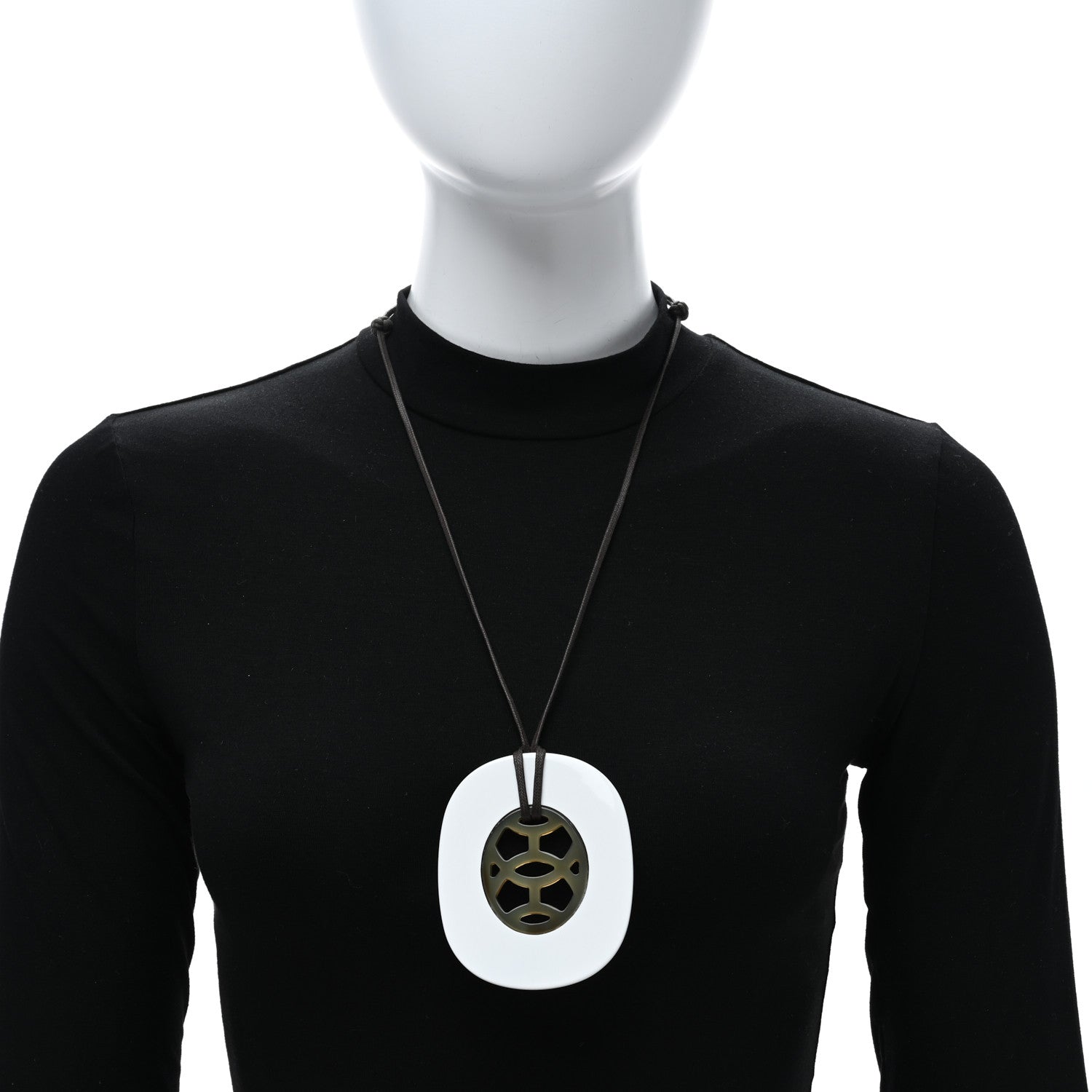 Hermes Buffalo Horn Lacquer Lift Necklace PM Pannacotta 2 of 4