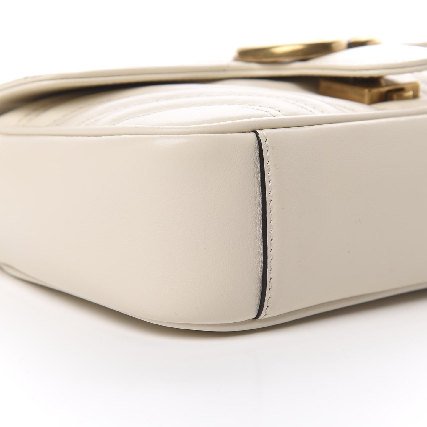 Calfskin Matelasse Mini GG Marmont Shoulder Bag White