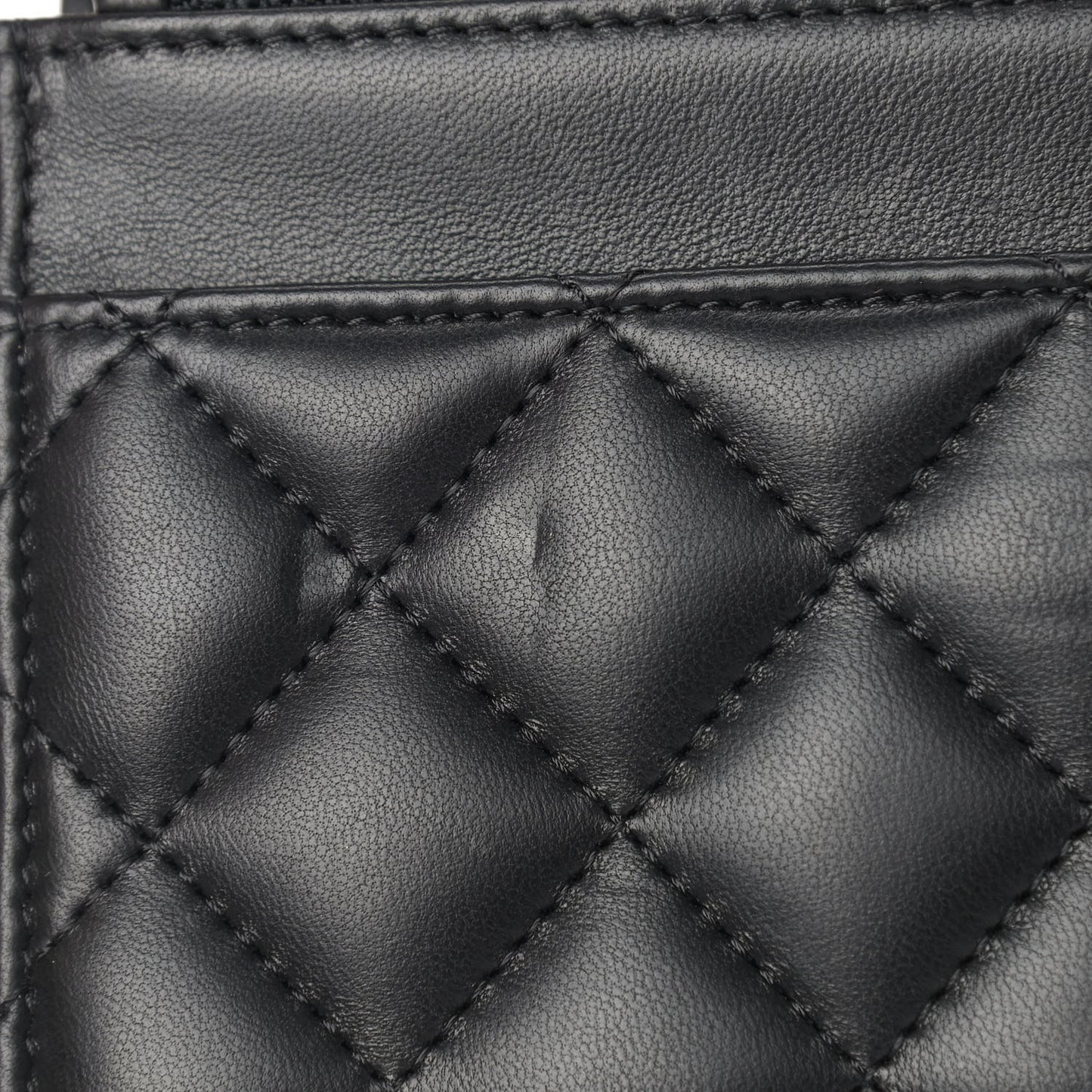 Lambskin Quilted Wallet On Chain WOC Black