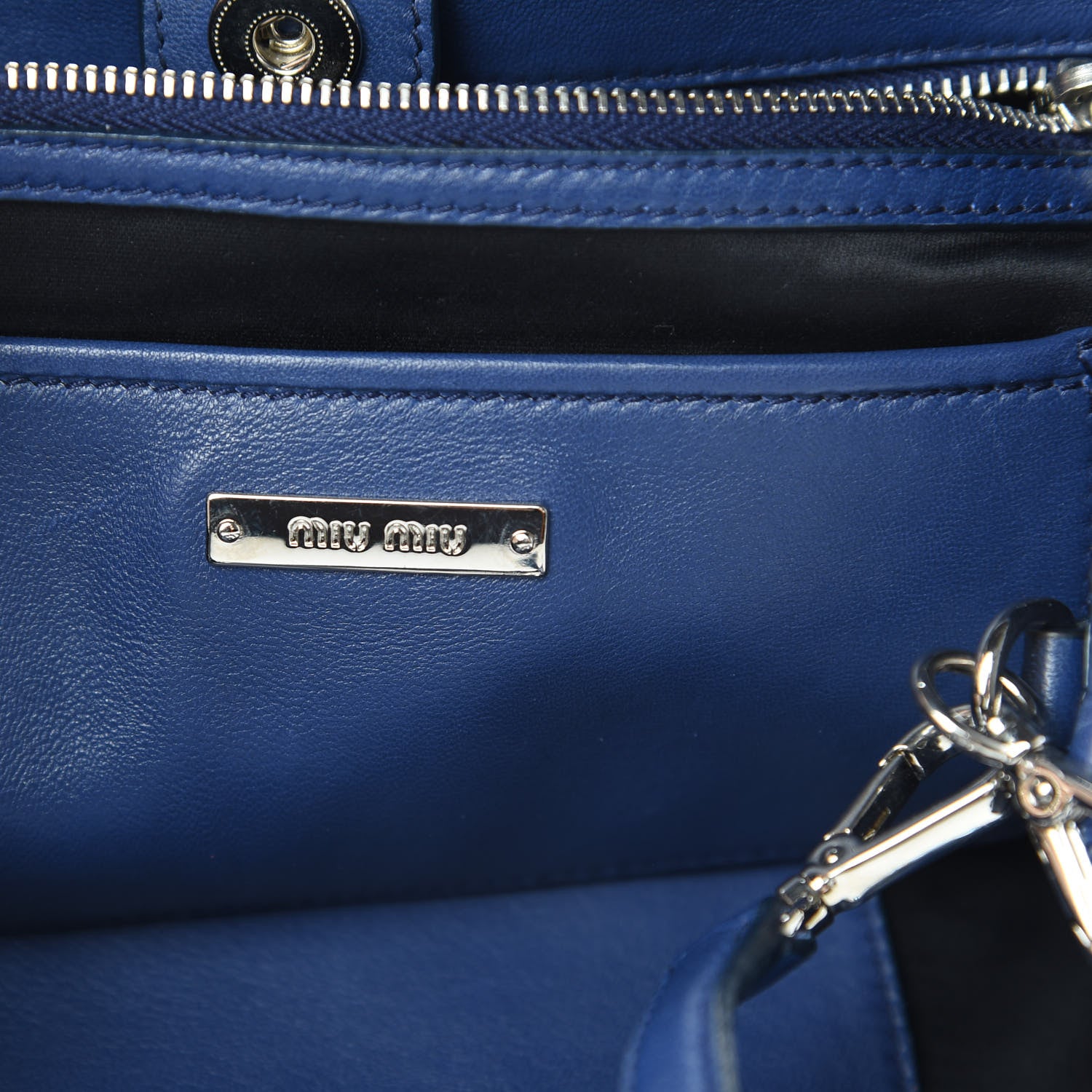 Miu Miu Nappa Matelasse Crystal Tote Inchiostro 6 of 11
