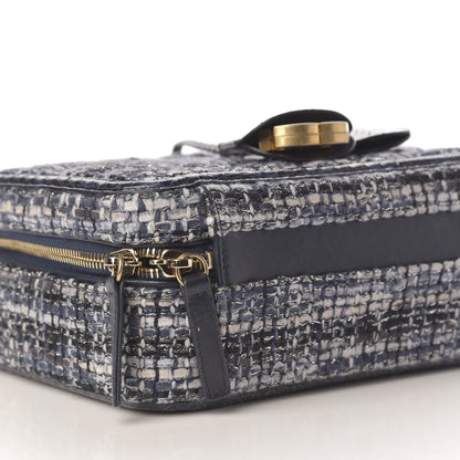 Chanel Tweed Snakeskin Quilted Medium CC Filigree Vanity Case Black Ecru Silver 5 of 10