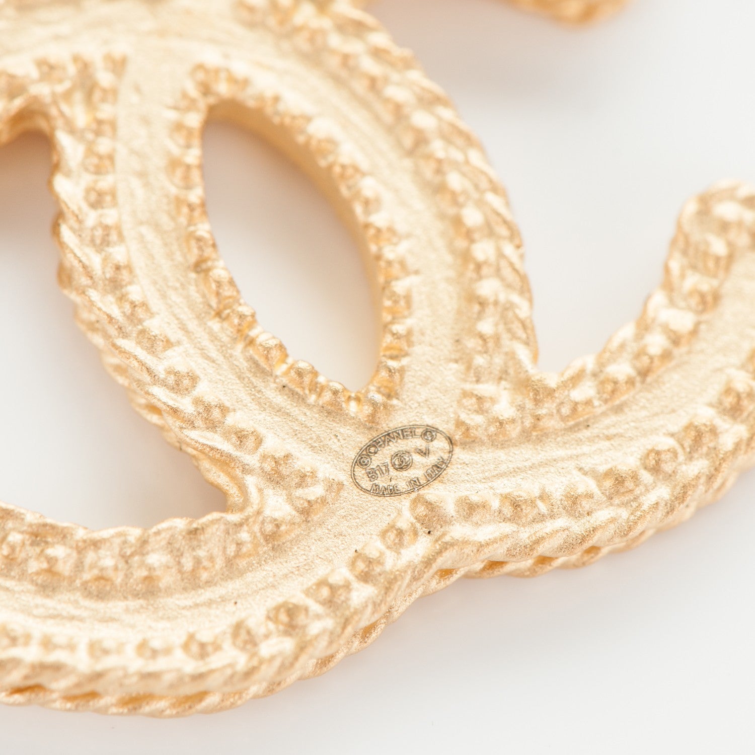 Chanel CC Drop Earrings Matte Gold 4 of 4