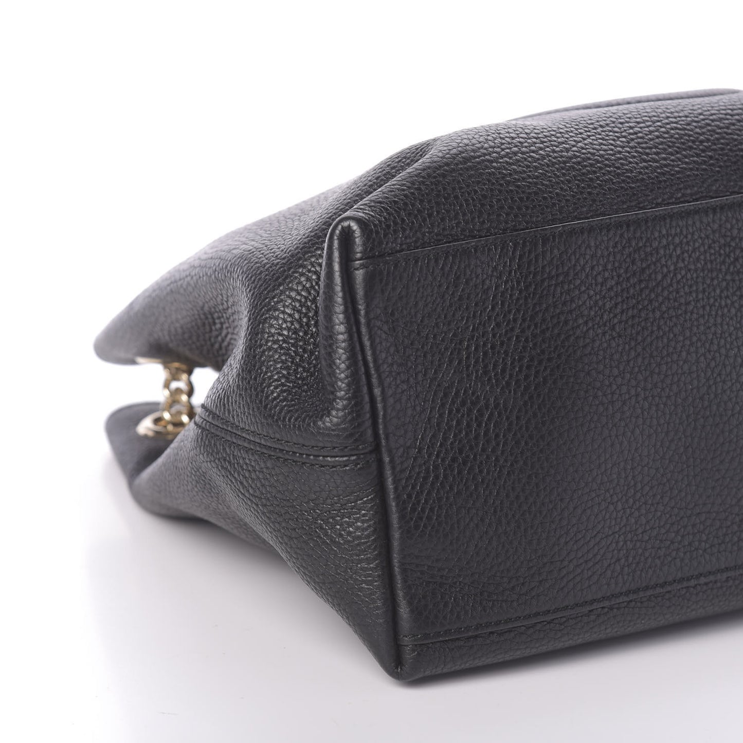 Pebbled Calfskin Medium Soho Chain Shoulder Bag Black