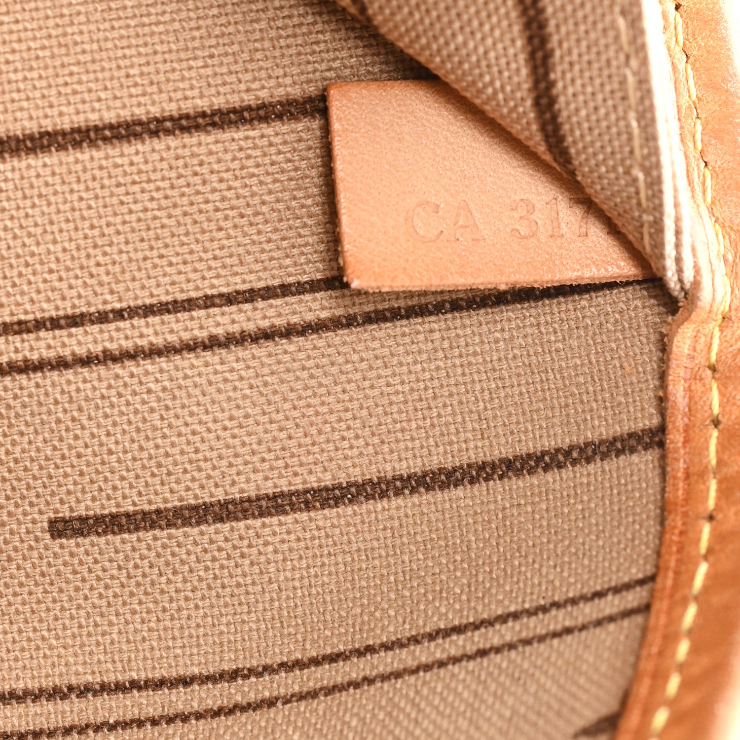 Louis Vuitton Monogram Neverfull GM 7 of 11