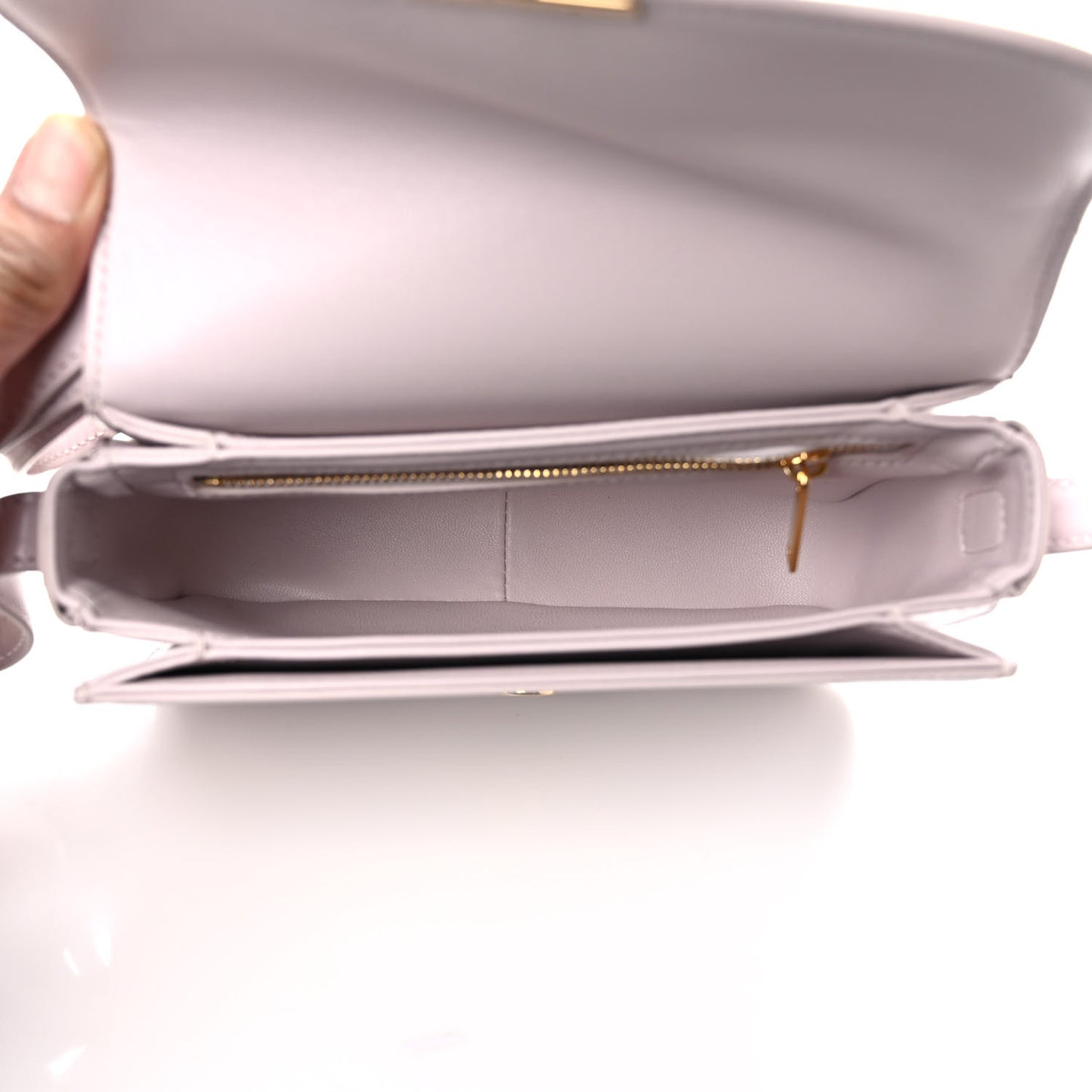 Shiny Calfskin Teen Cuir Triomphe Poudre