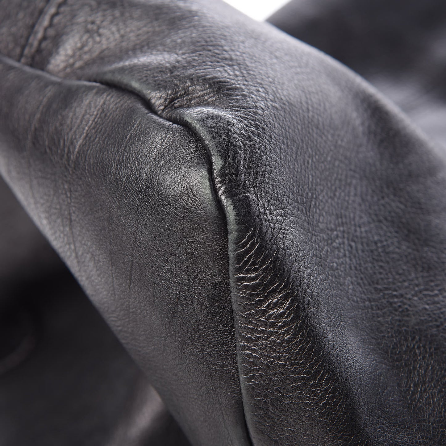 Sugar Goatskin Large Pandora Black
