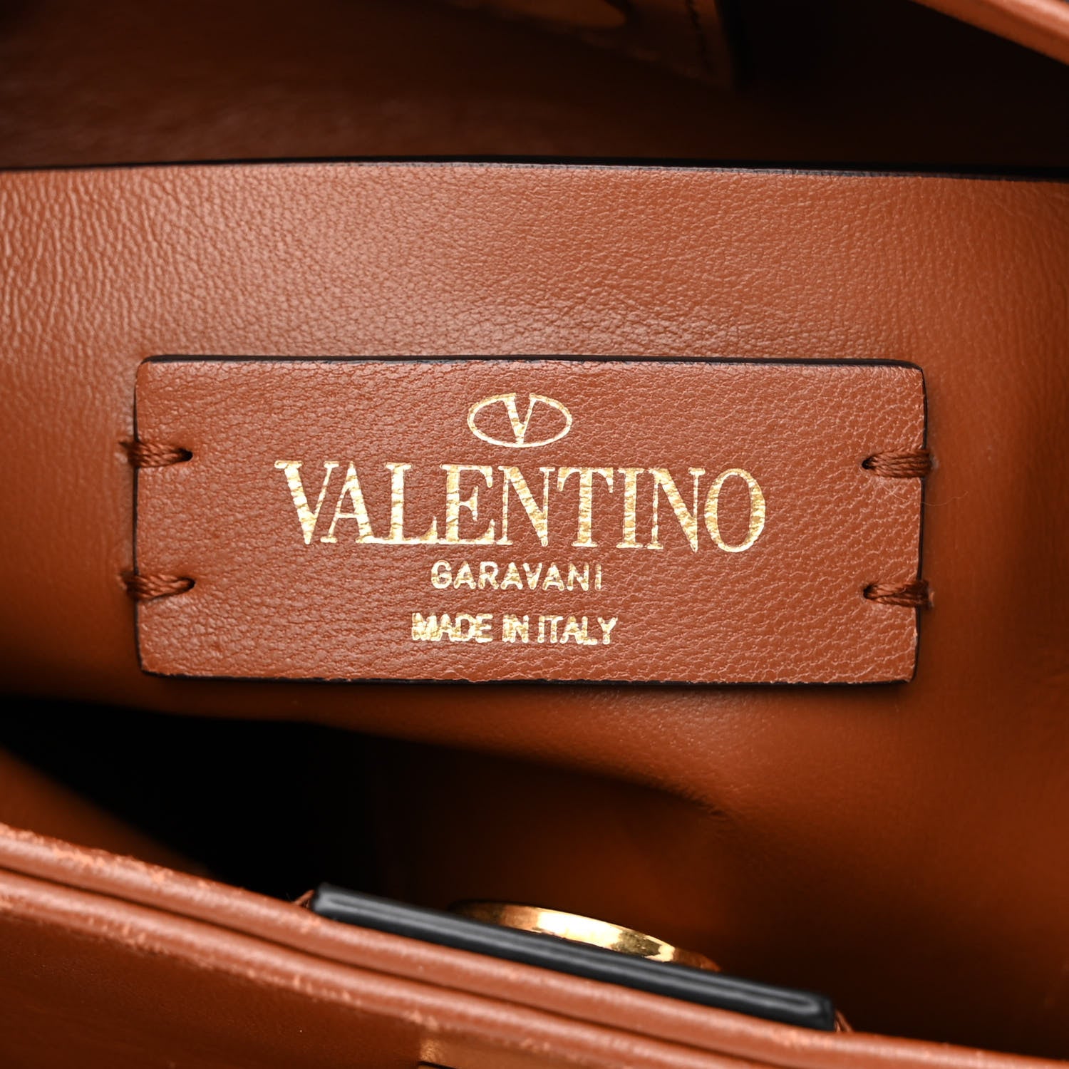 Valentino Garavani Denim Small Roman Stud The Handle Bag Light Denim Selleria 7 of 10