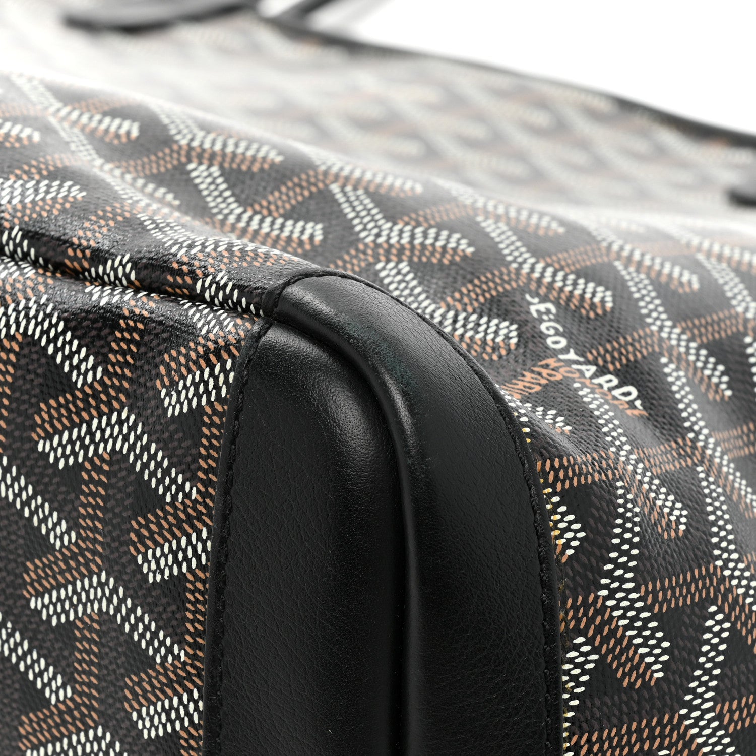 Goyard Goyardine Artois MM Black 19 of 19