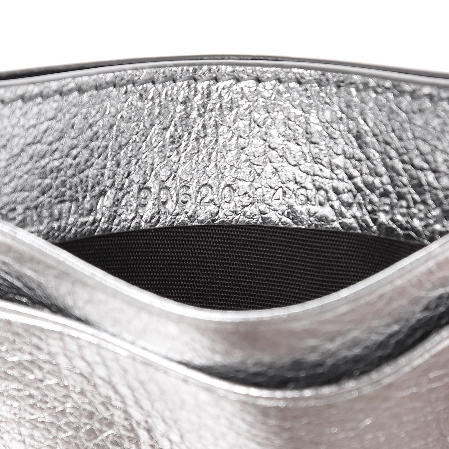 Metallic Goatskin Logo Everyday Multi Card Case Argent Black