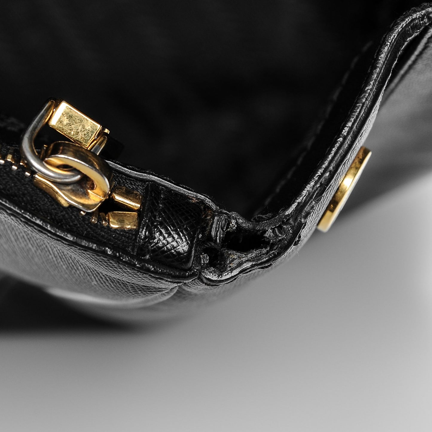 Saffiano Large Galleria Double Zip Tote Black