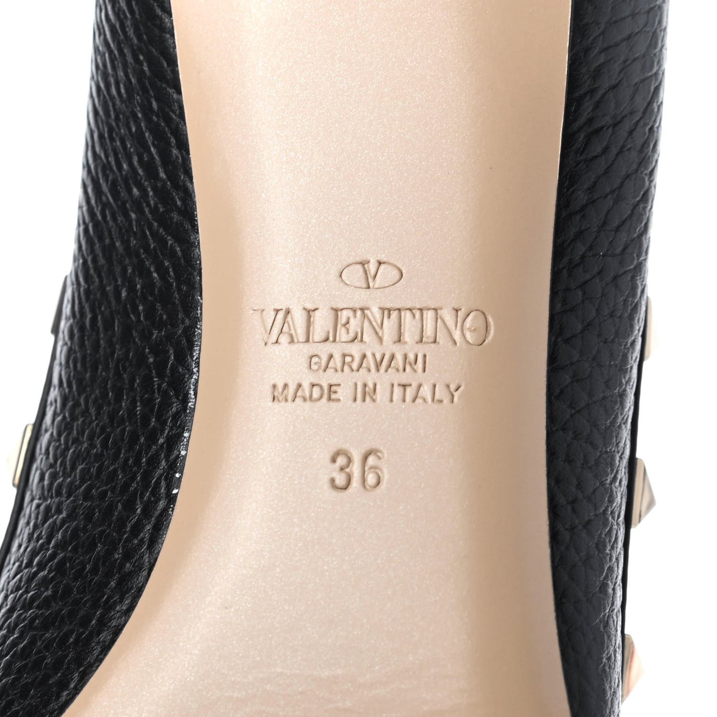 Pebbled Calfskin Rockstud 50mm Pumps 36 Black