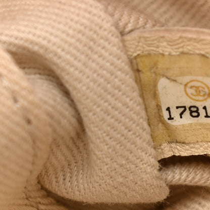 Chanel Caviar Quilted Medium Chic Quilt Flap White 7 of 11