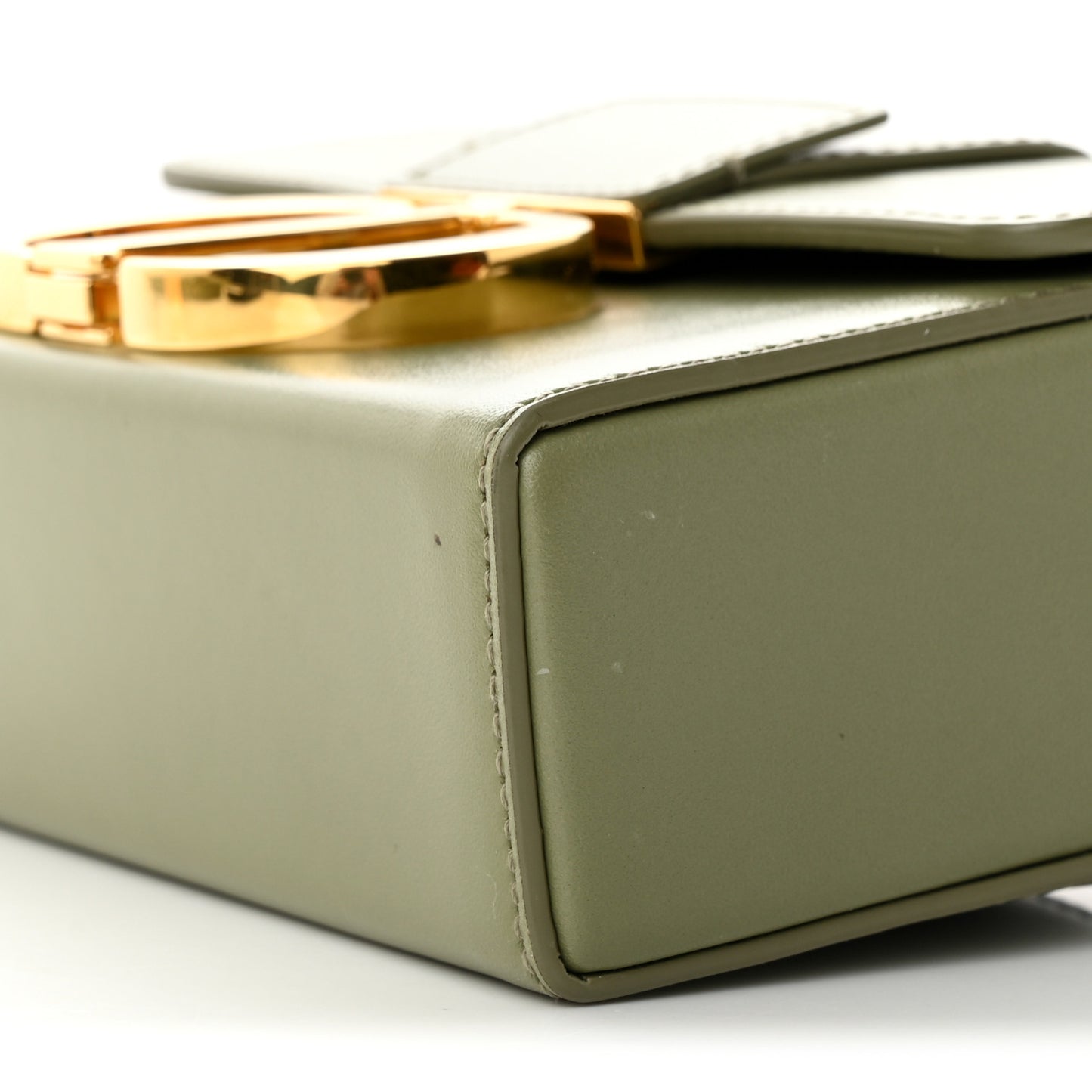 Box Calfskin 30 Montaigne Box Bag Mint Green