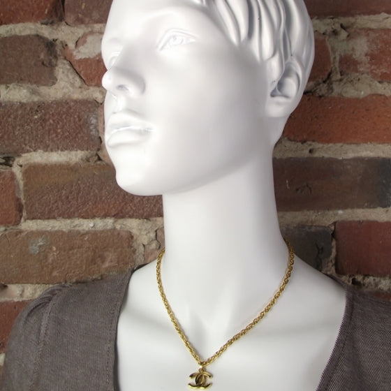 Chanel CC Pendant Necklace Gold 2 of 8