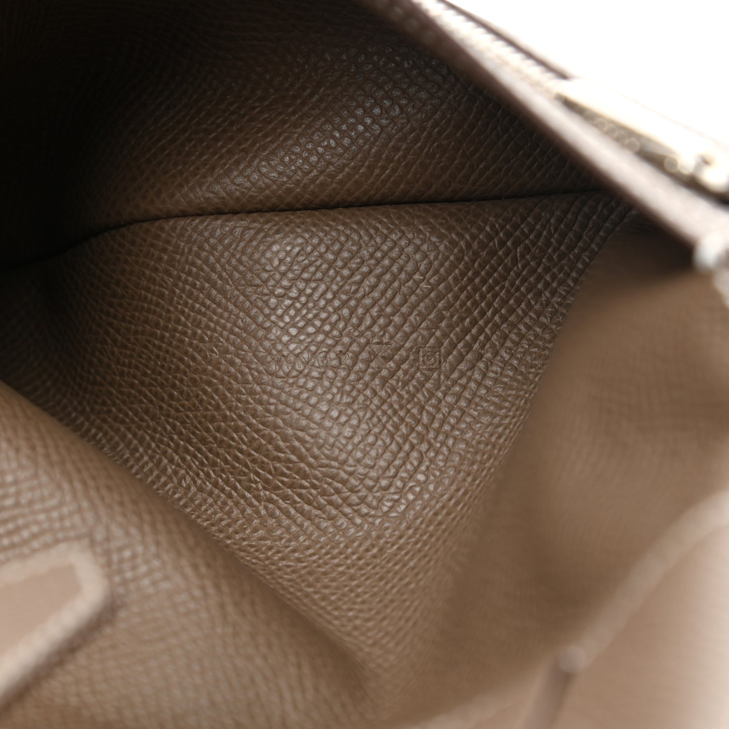 Epsom Bearn Gusset Wallet Etoupe