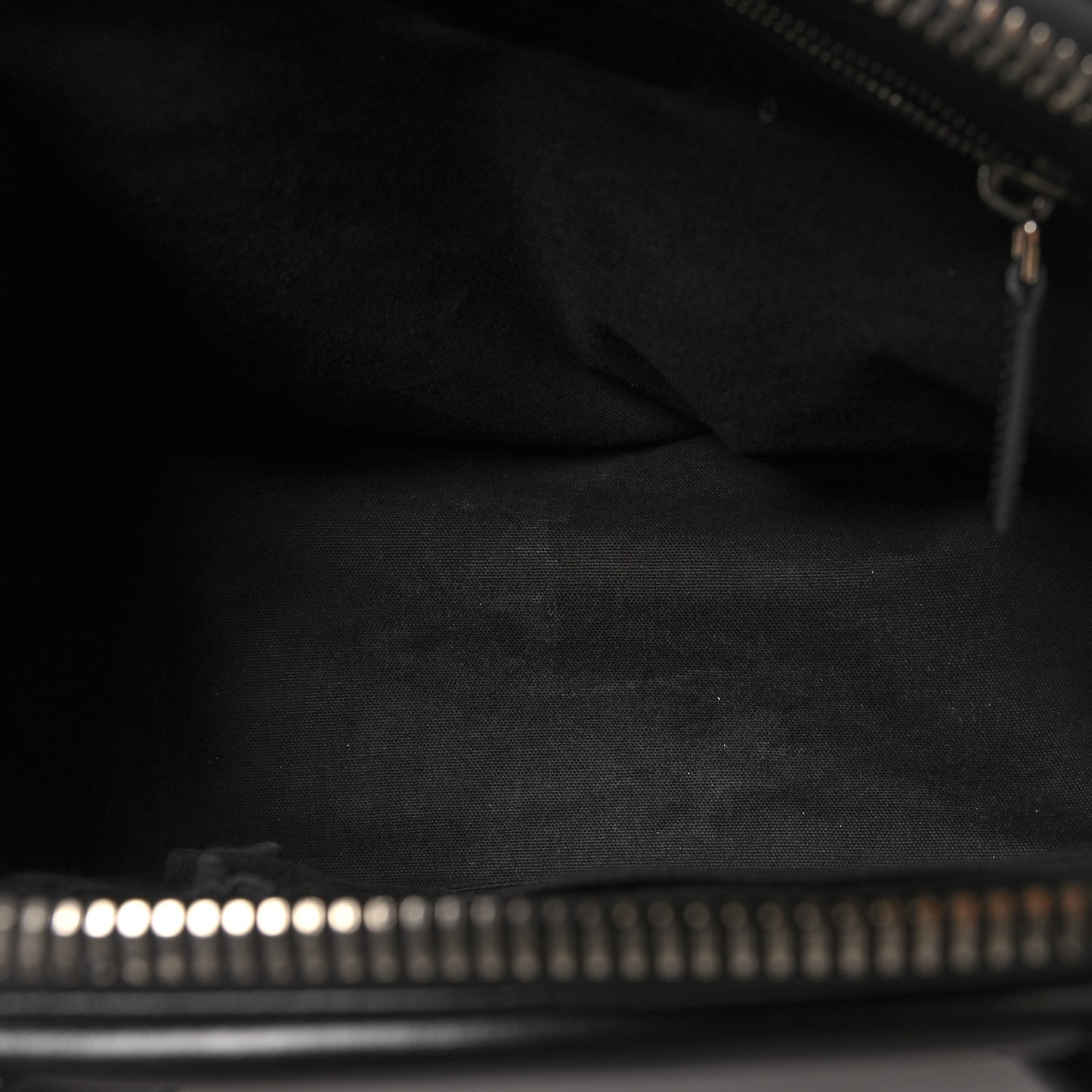 Shiny Lord Calfskin Medium Antigona Black