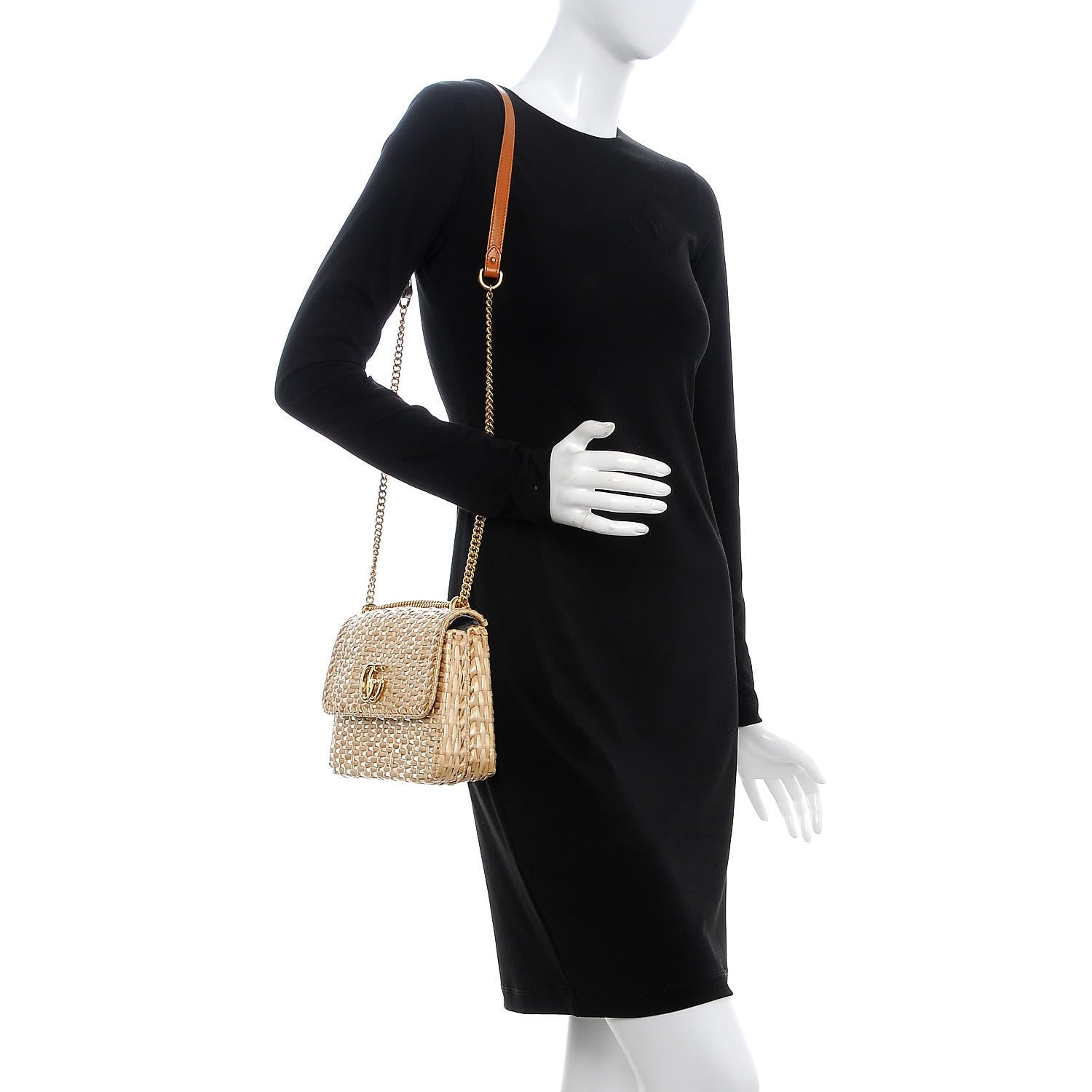 Gucci Wicker Small Shoulder Bag Natural 2 of 9