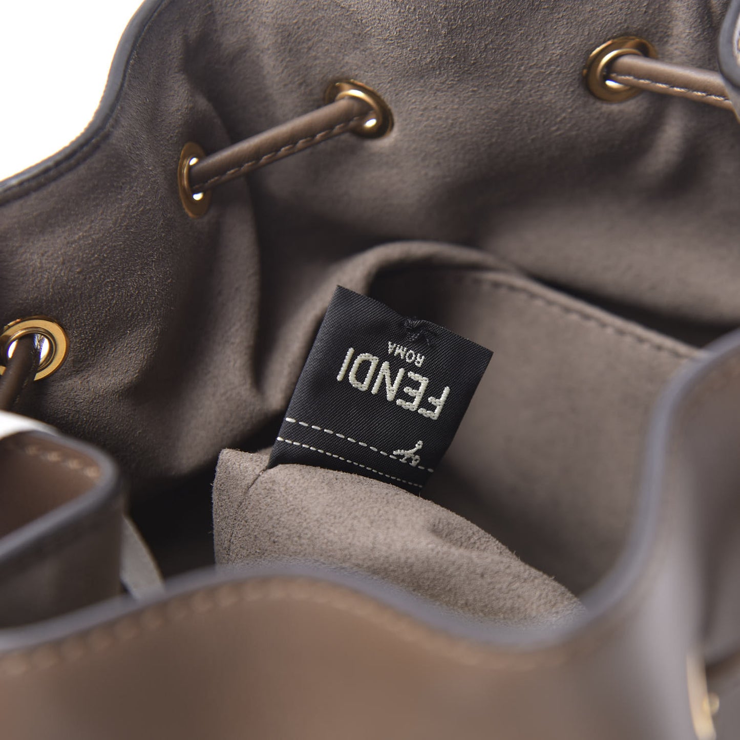 Vitello Grace Matte F is Fendi Grande Mon Tresor Bucket Bag Maya