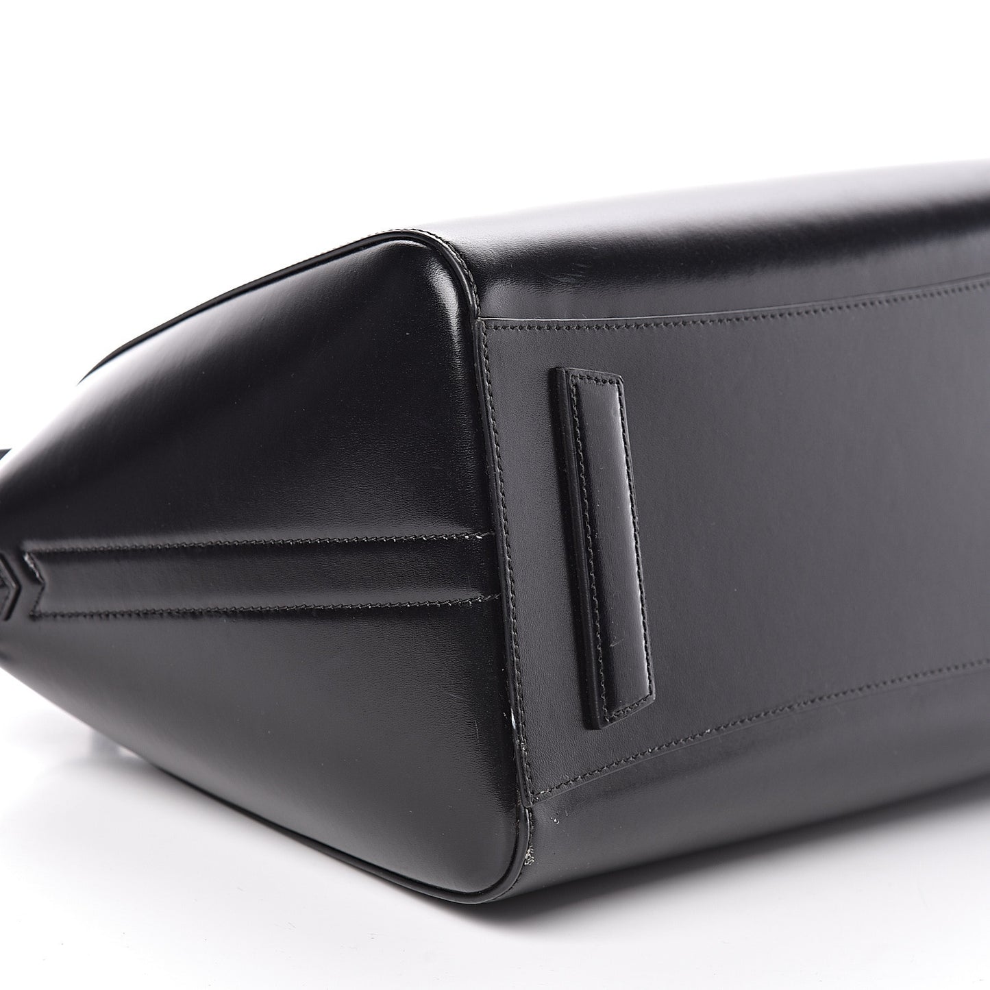 Shiny Lord Calfskin Medium Antigona Black