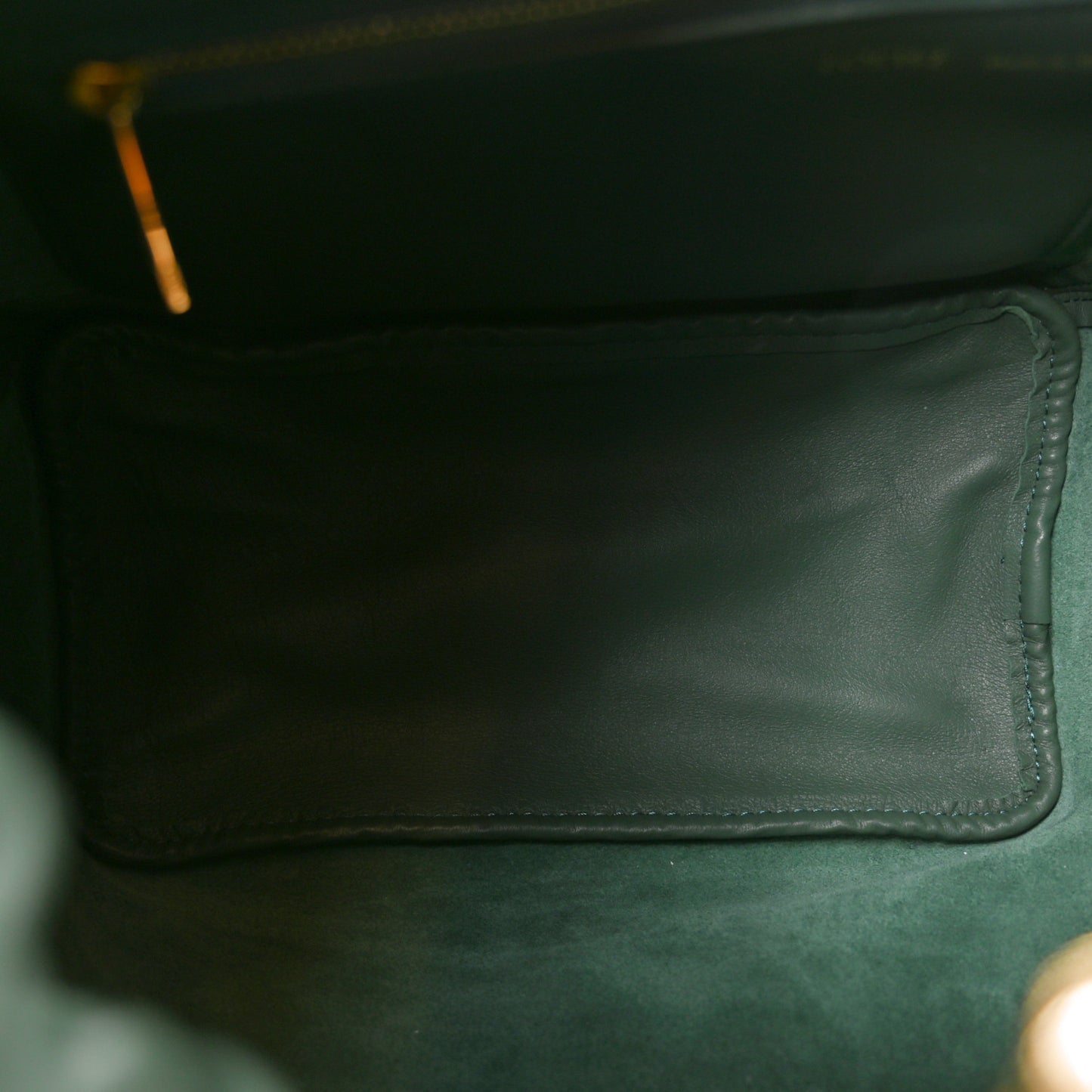 Mellow Nappa Lambskin Small Squeeze Bag Green
