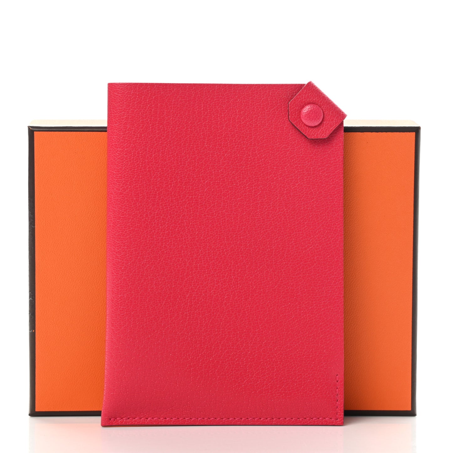 Chevre Chamkila Tarmac PM Passport Holder Rose Extreme