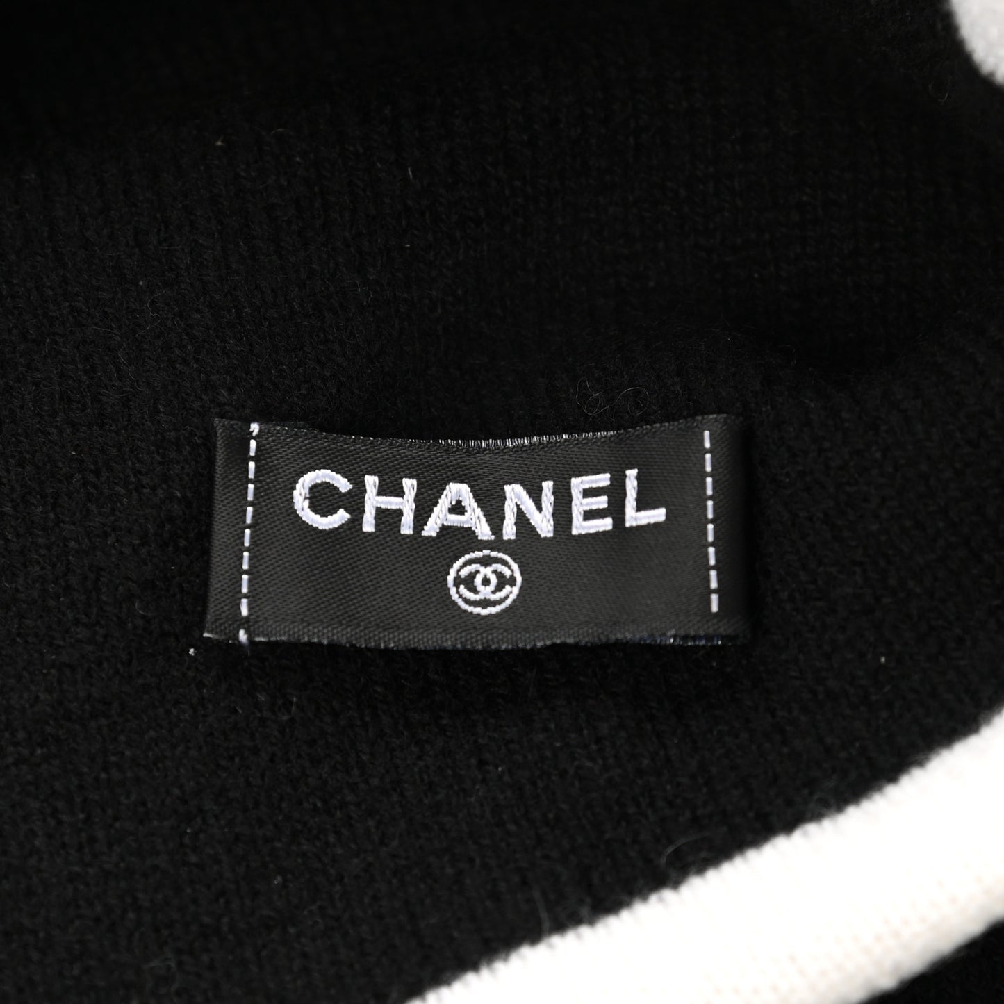 Cashmere CC Beanie Hat Black White