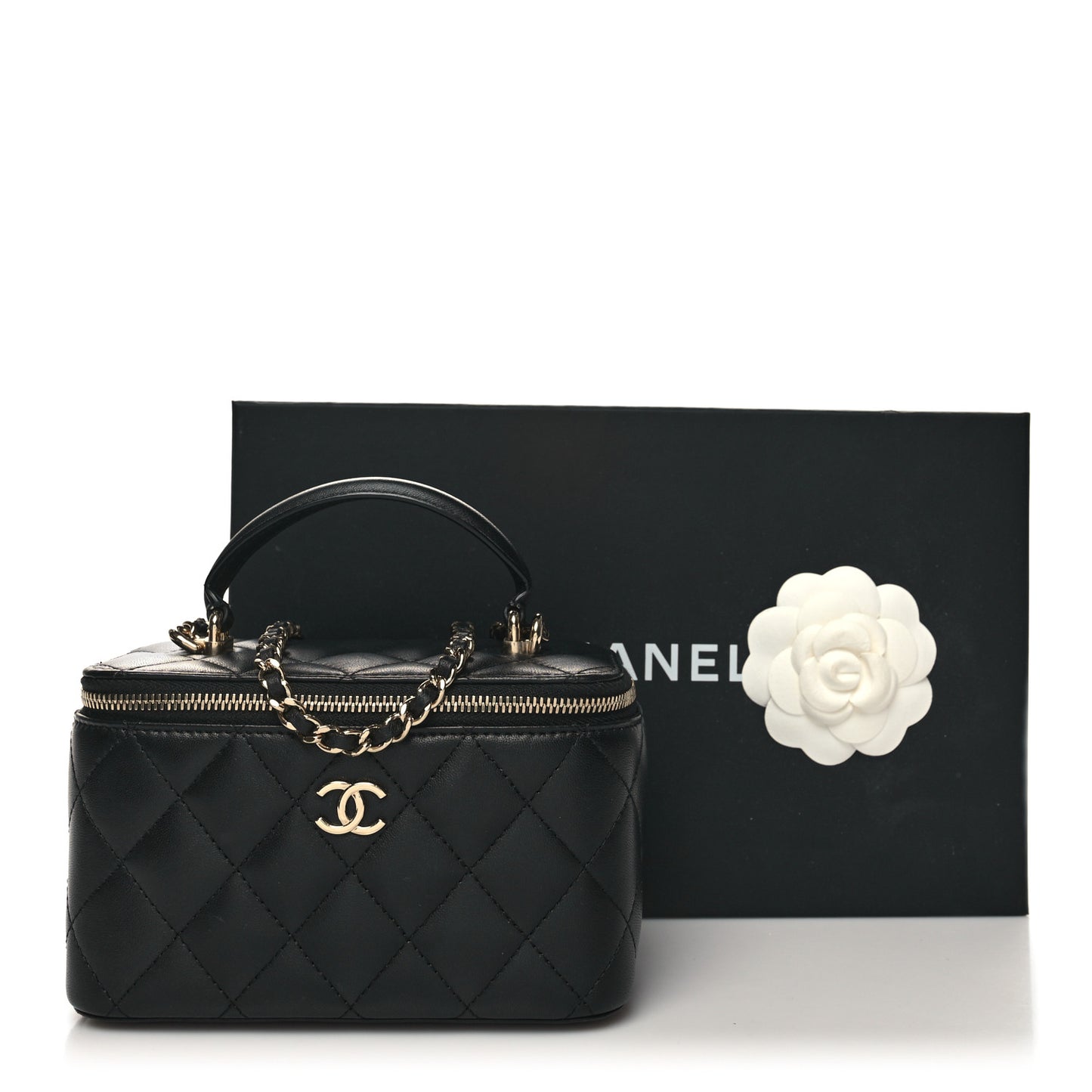 Lambskin Quilted Small Top Handle Vanity Case With Chain Black